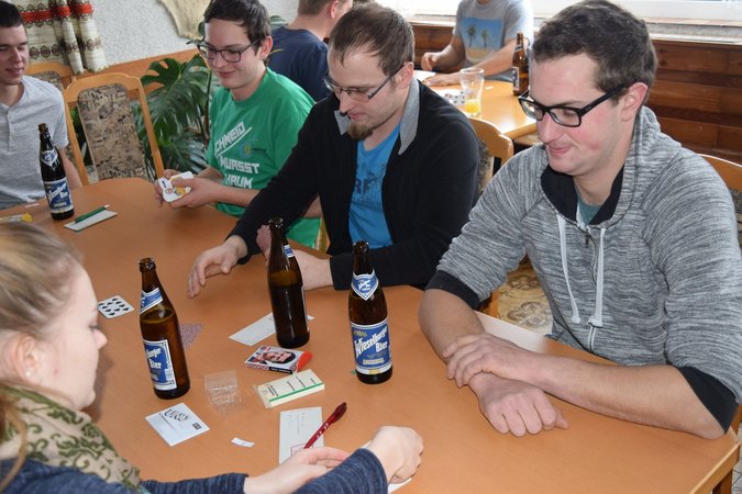 BZ-Schnapsen und UNO