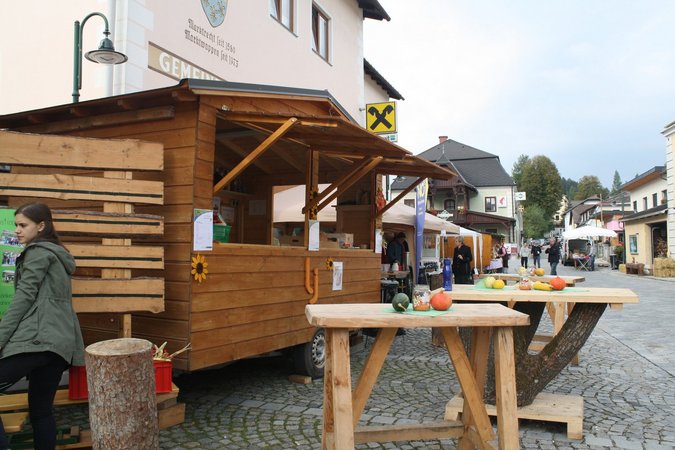 Kaumberger Bauernmarkt - LJ Kaumberg