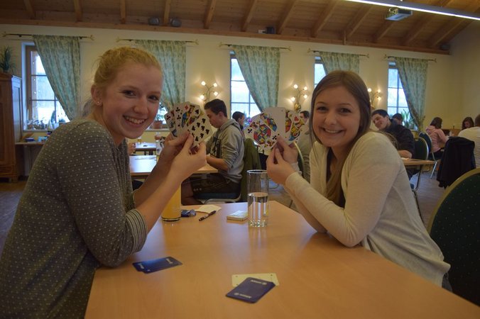 BZ Schnapsen und UNO